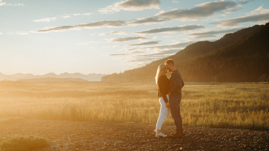 Misty Alaska couples portraits at golden hour alaska golden hour couples portraits at the beach with warm fog